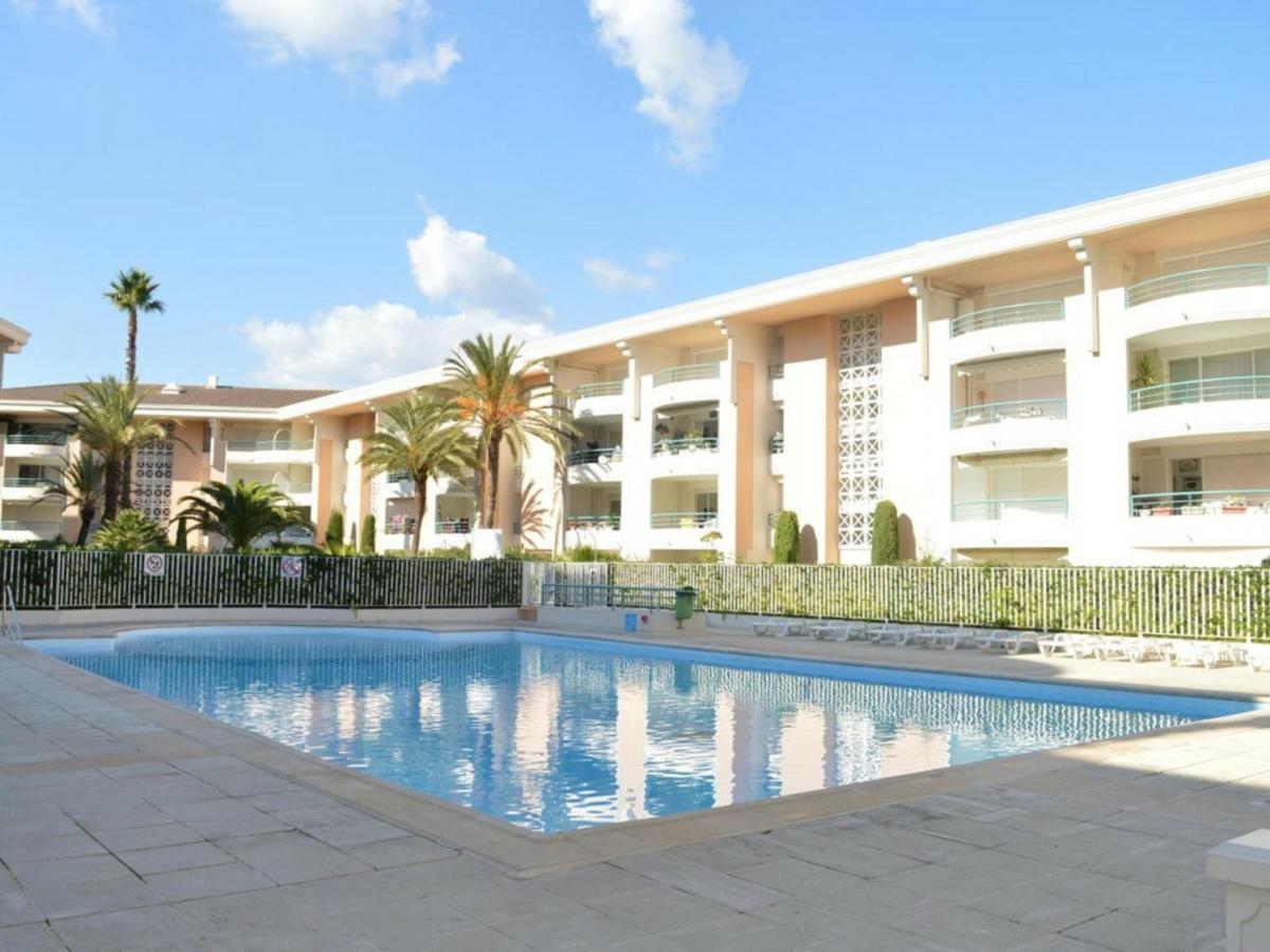 Appartement Fréjus, 2 pièces, 5 personnes - FR-1-226A-357 Extérieur photo